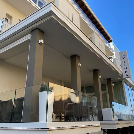 Hotel Vienna Rivazzurra Rimini Eksteriør bilde