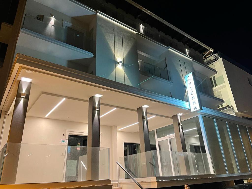 Hotel Vienna Rivazzurra Rimini Eksteriør bilde