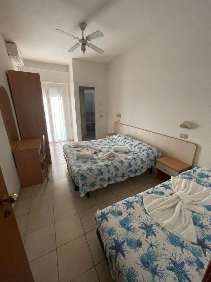 Hotel Vienna Rivazzurra Rimini Eksteriør bilde