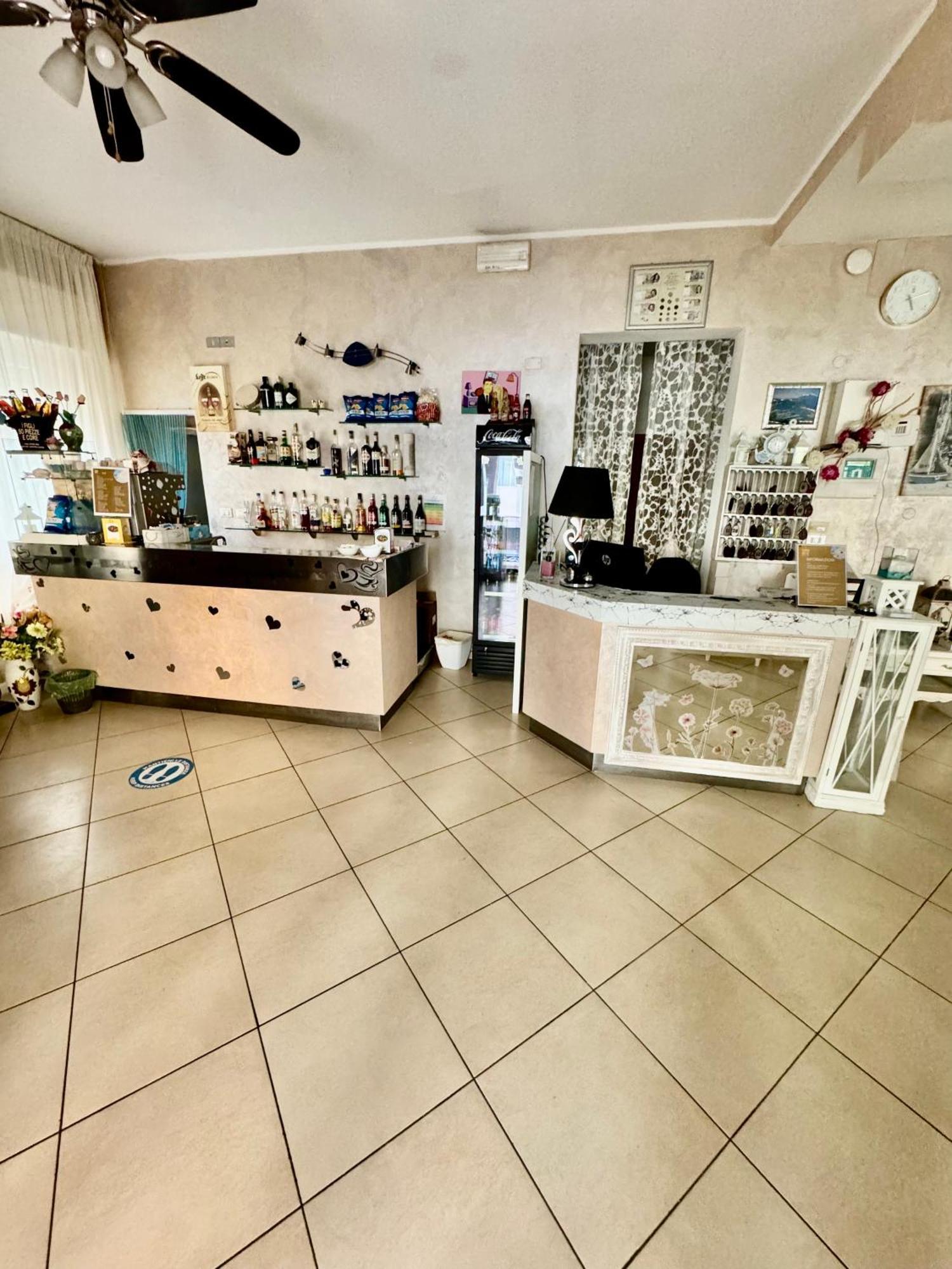 Hotel Vienna Rivazzurra Rimini Eksteriør bilde